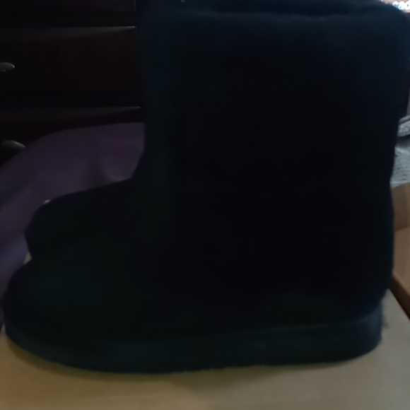 Ugg Patten - Picture 6 of 6